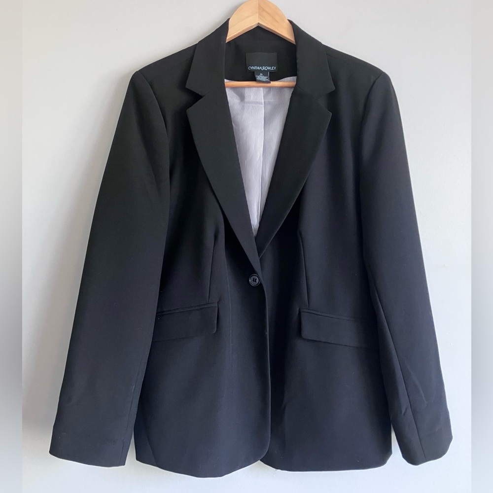 CYNTHIA ROWLEY Black Minimalistic Light Weight Blazer Size XL